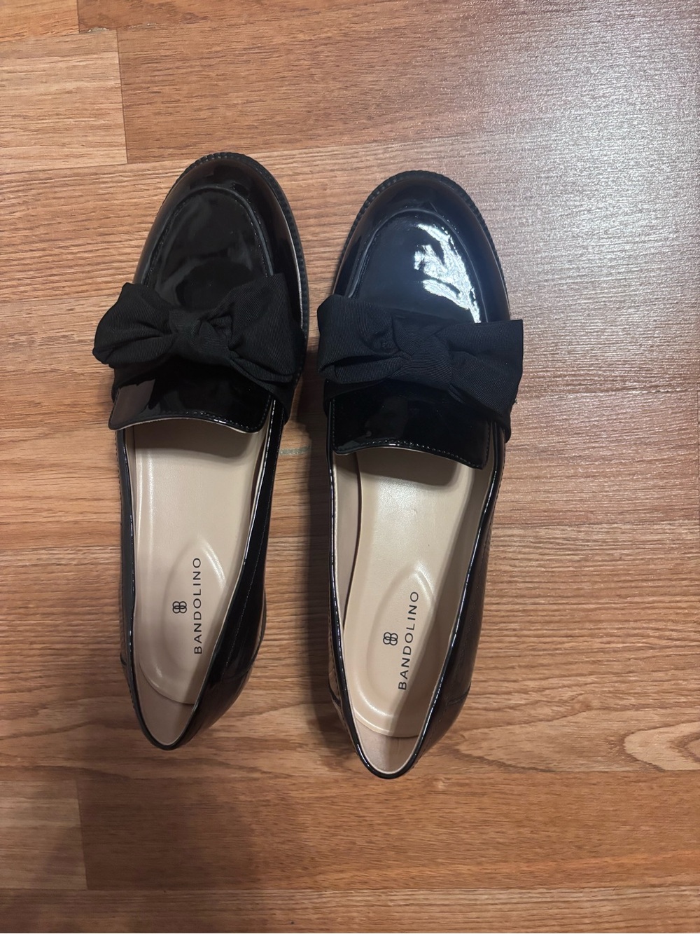 Bandolino Black Patent Bow-Accent Slip-On Loafers
